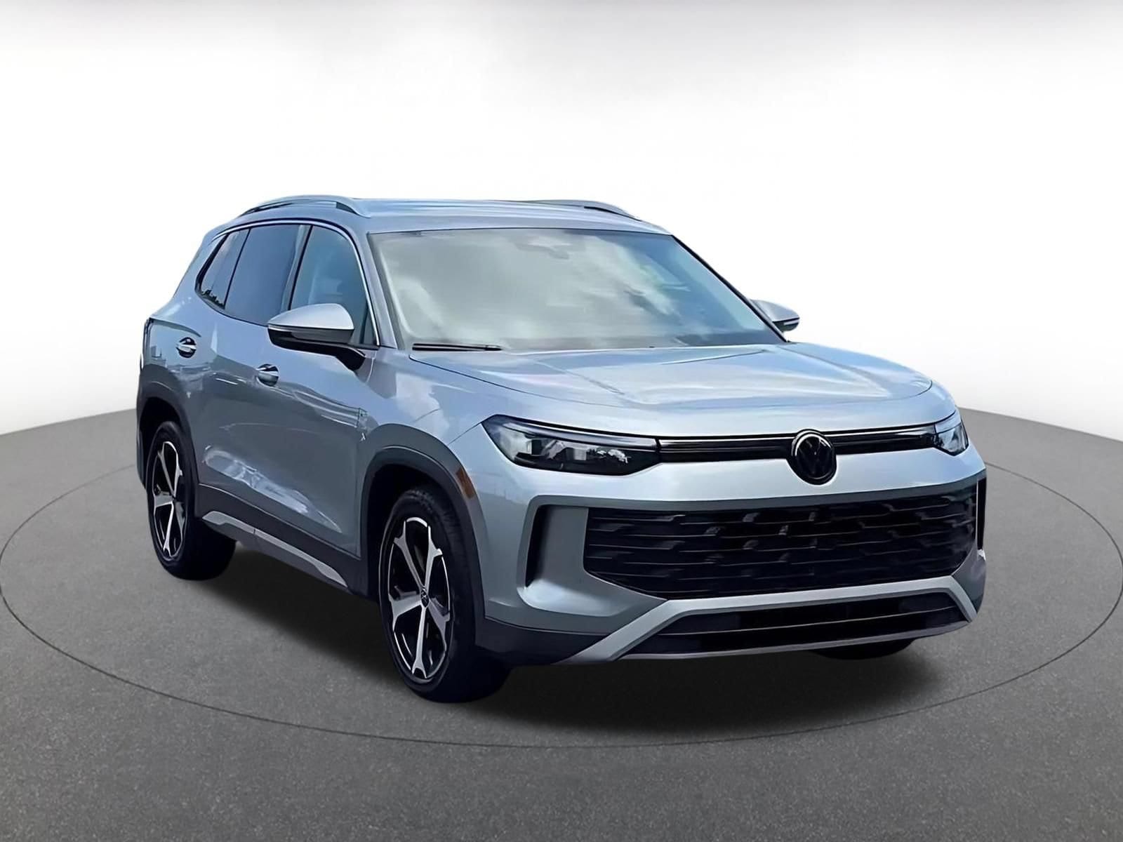 Thumbnail: 2026 Volkswagen Tiguan - 3