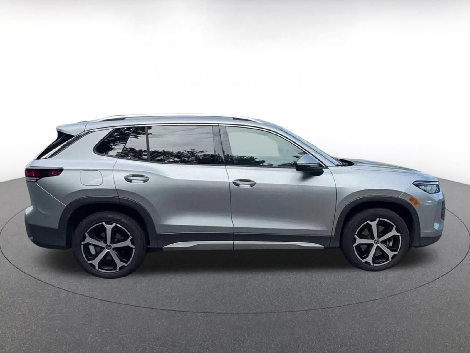Thumbnail: 2026 Volkswagen Tiguan - 15