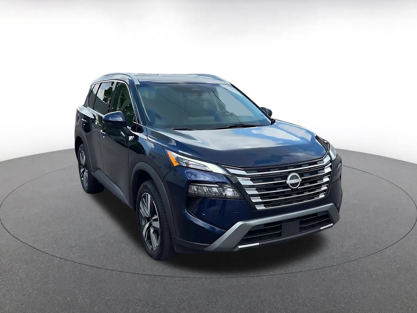 Thumbnail: 2026 Nissan Rogue - 3