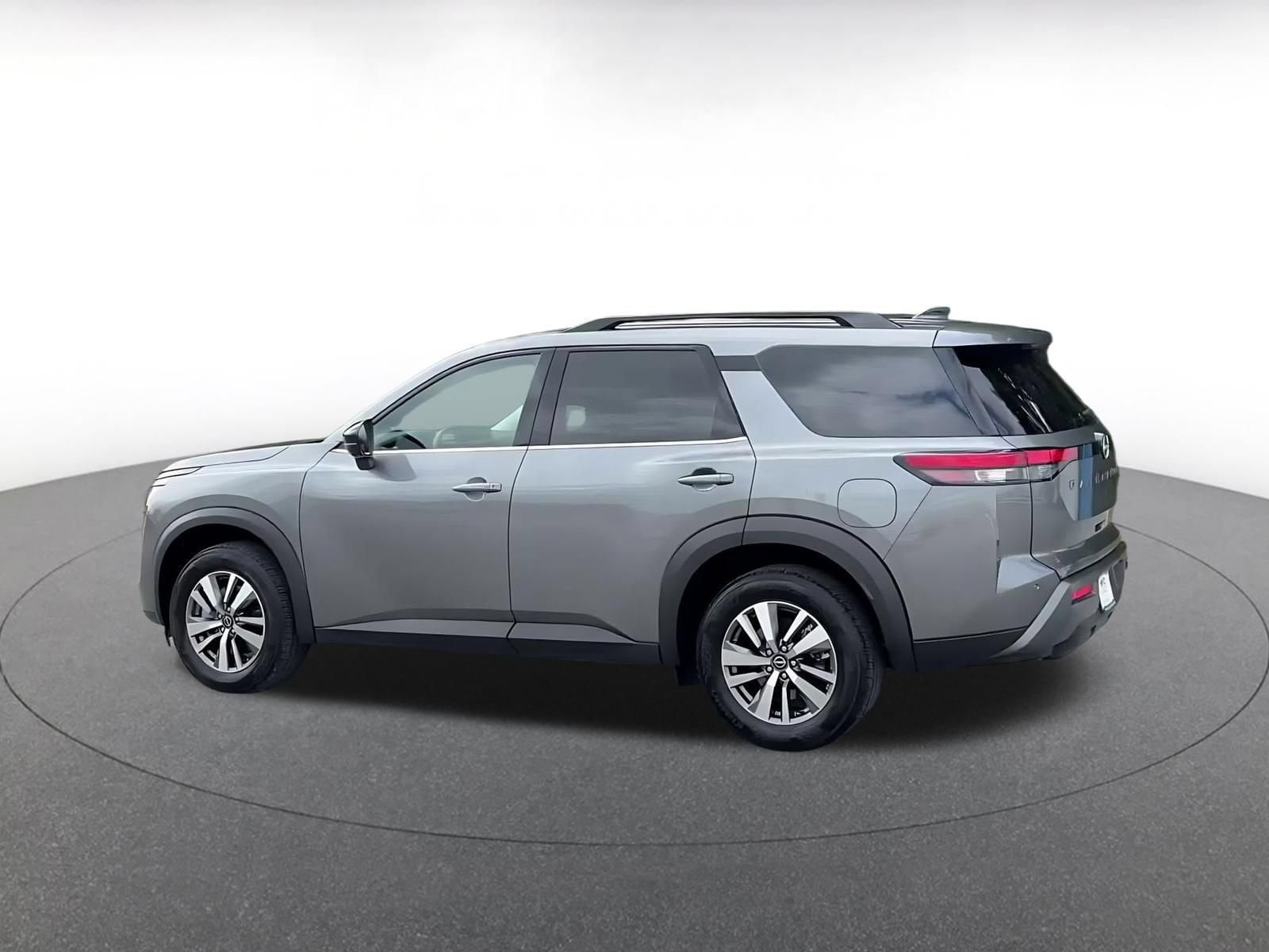 Thumbnail: 2026 Nissan Pathfinder - 9