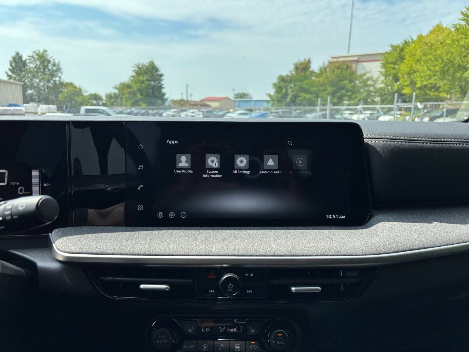 Thumbnail: 2026 Nissan Kicks - 19