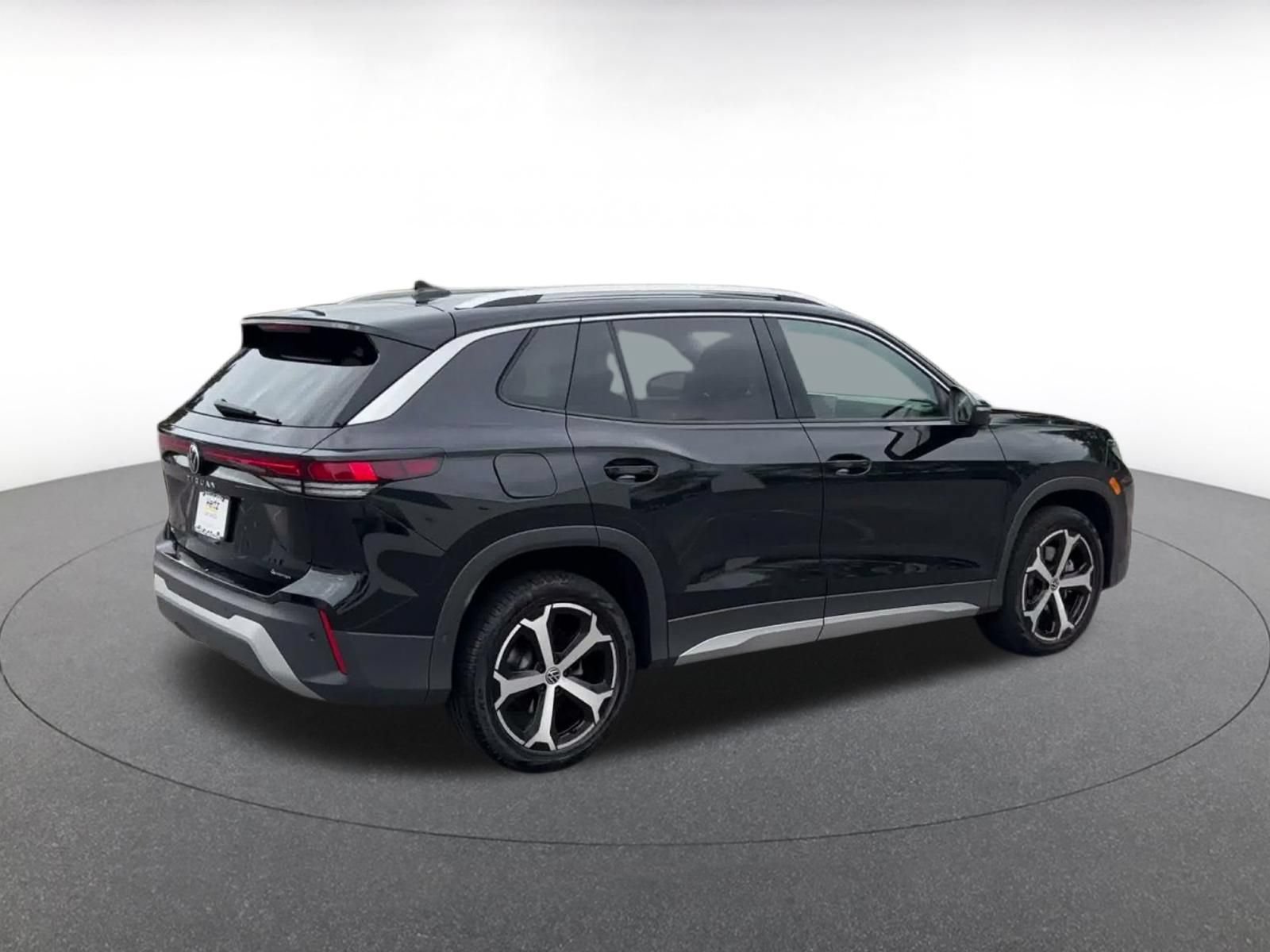 Thumbnail: 2026 Volkswagen Tiguan - 13