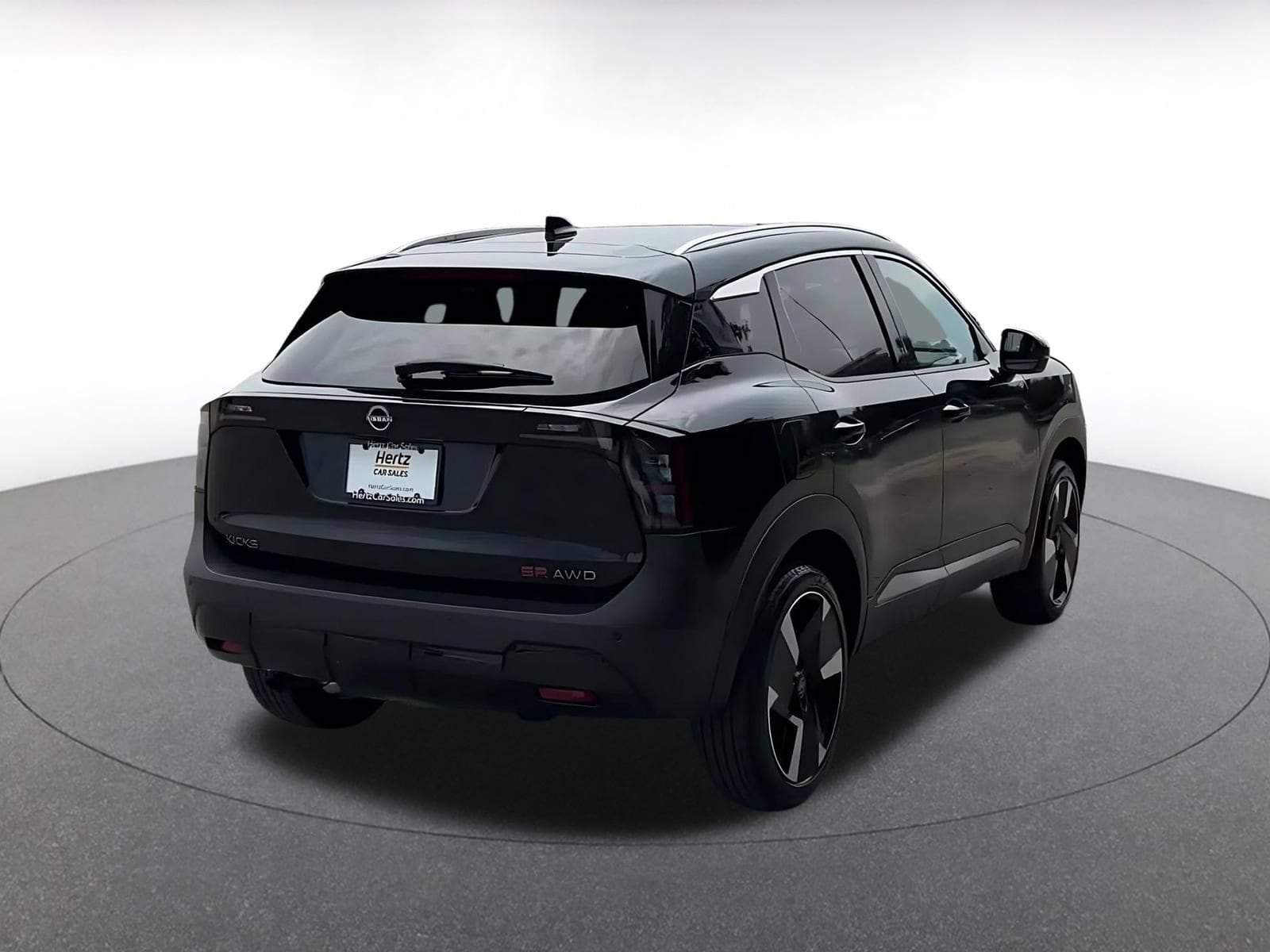 Thumbnail: 2026 Nissan Kicks - 14
