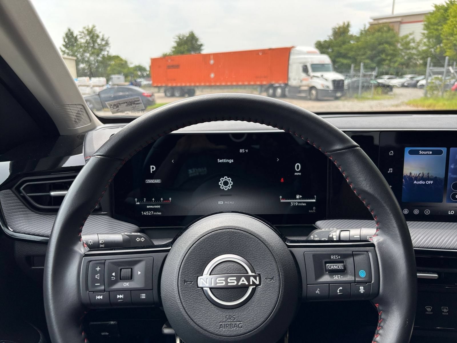 Thumbnail: 2026 Nissan Kicks - 32