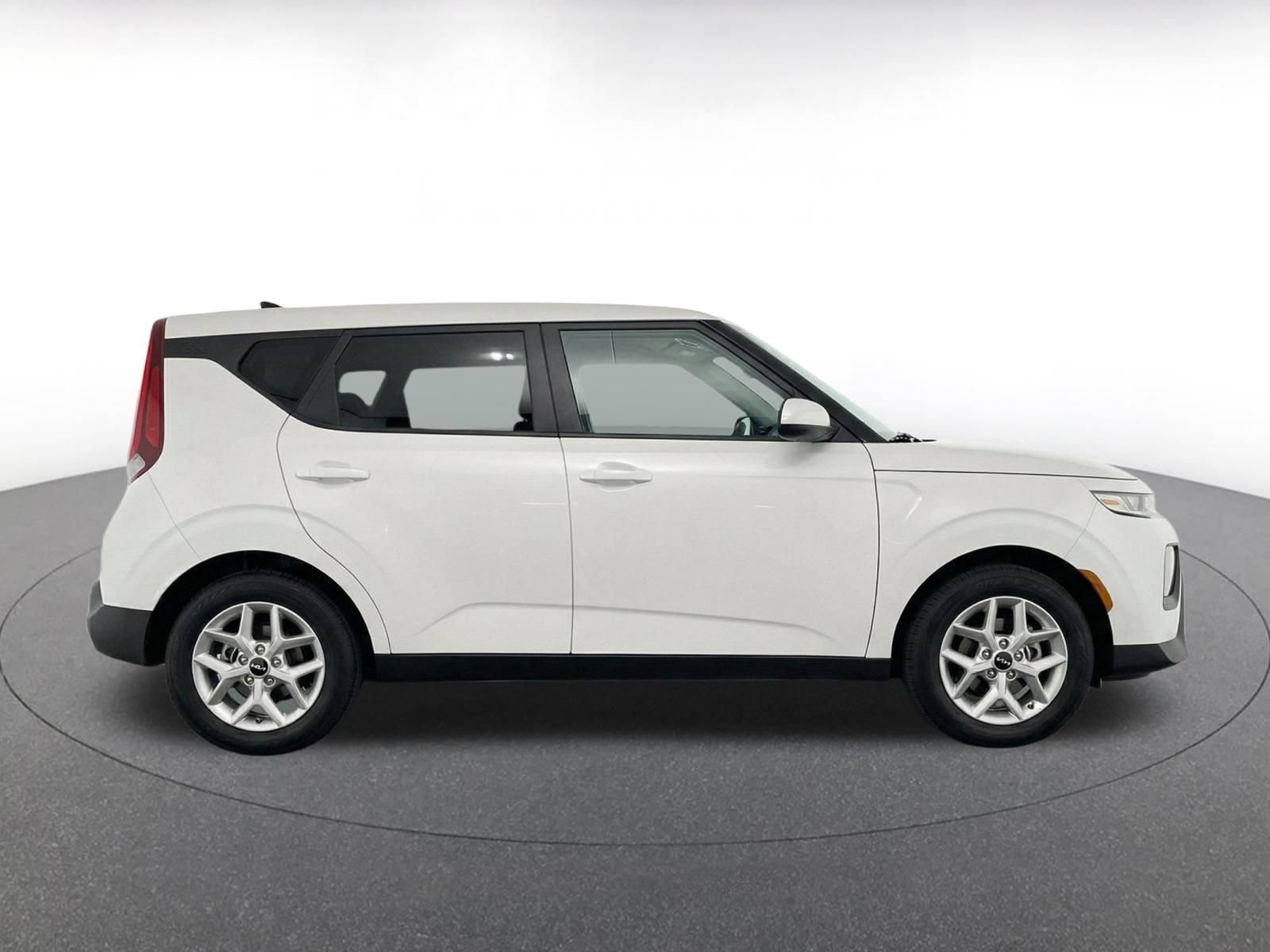 Thumbnail: 2025 Kia Soul - 13