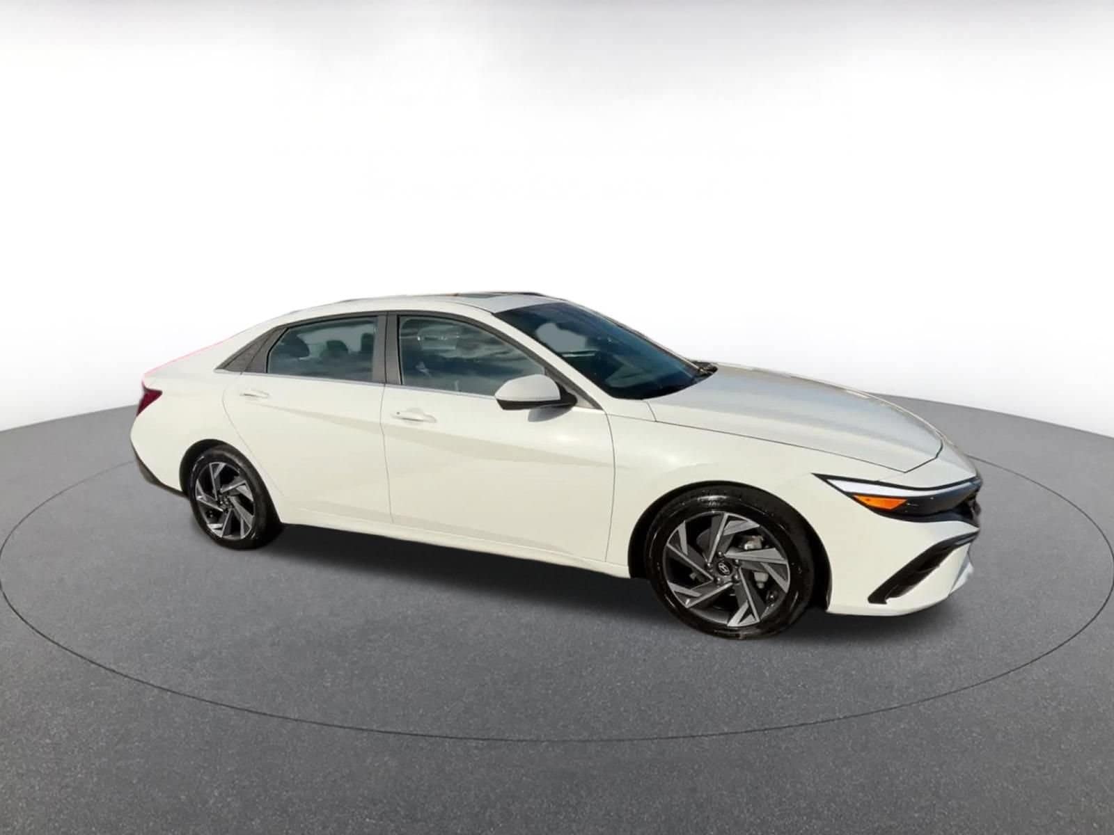 Thumbnail: 2025 Hyundai Elantra - 2