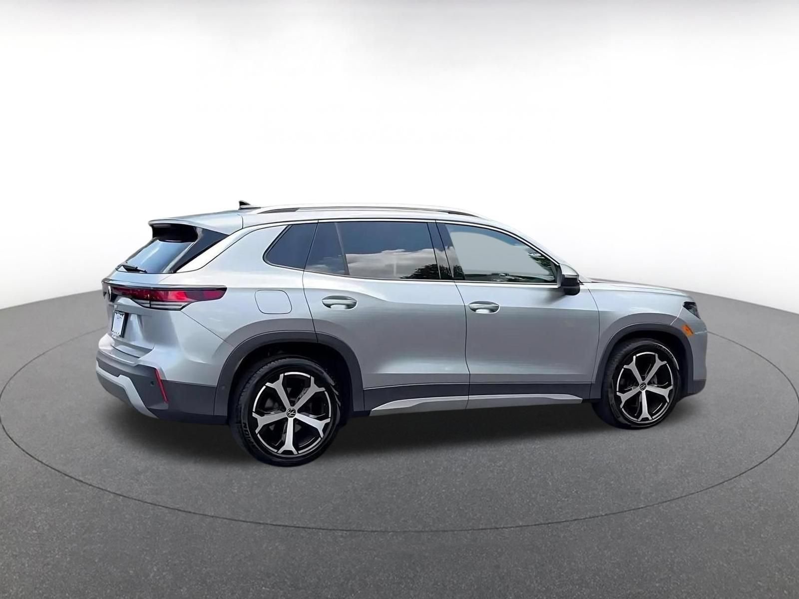 Thumbnail: 2026 Volkswagen Tiguan - 14