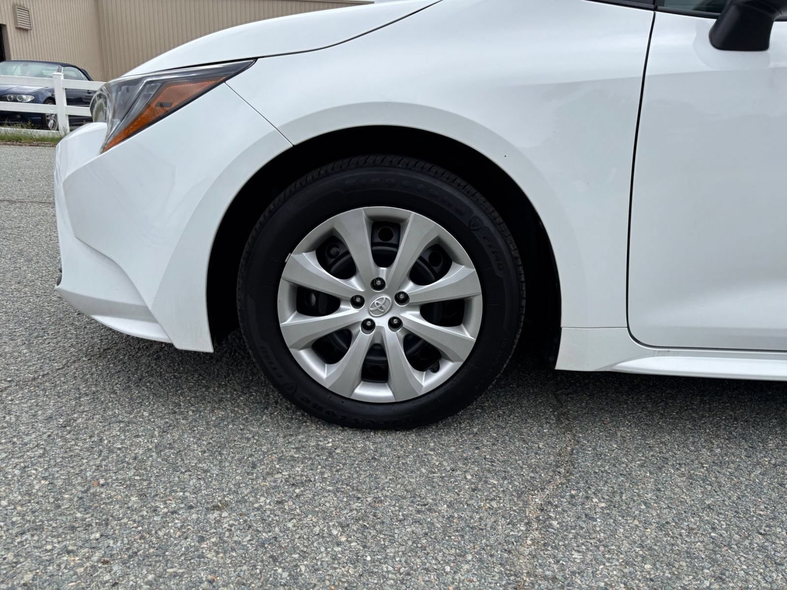 Thumbnail: 2025 Toyota Corolla - 27