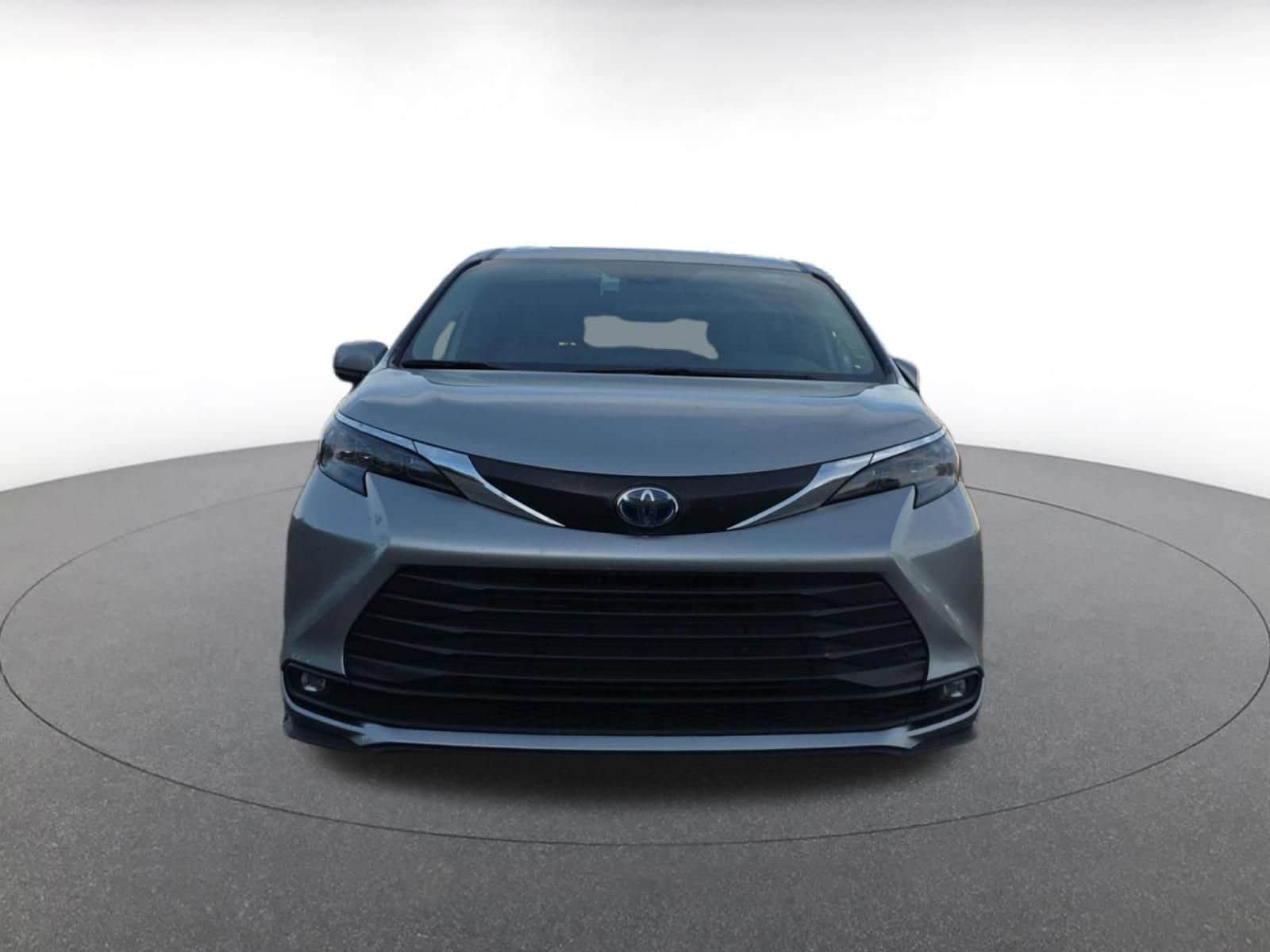 Thumbnail: 2025 Toyota Sienna - 2