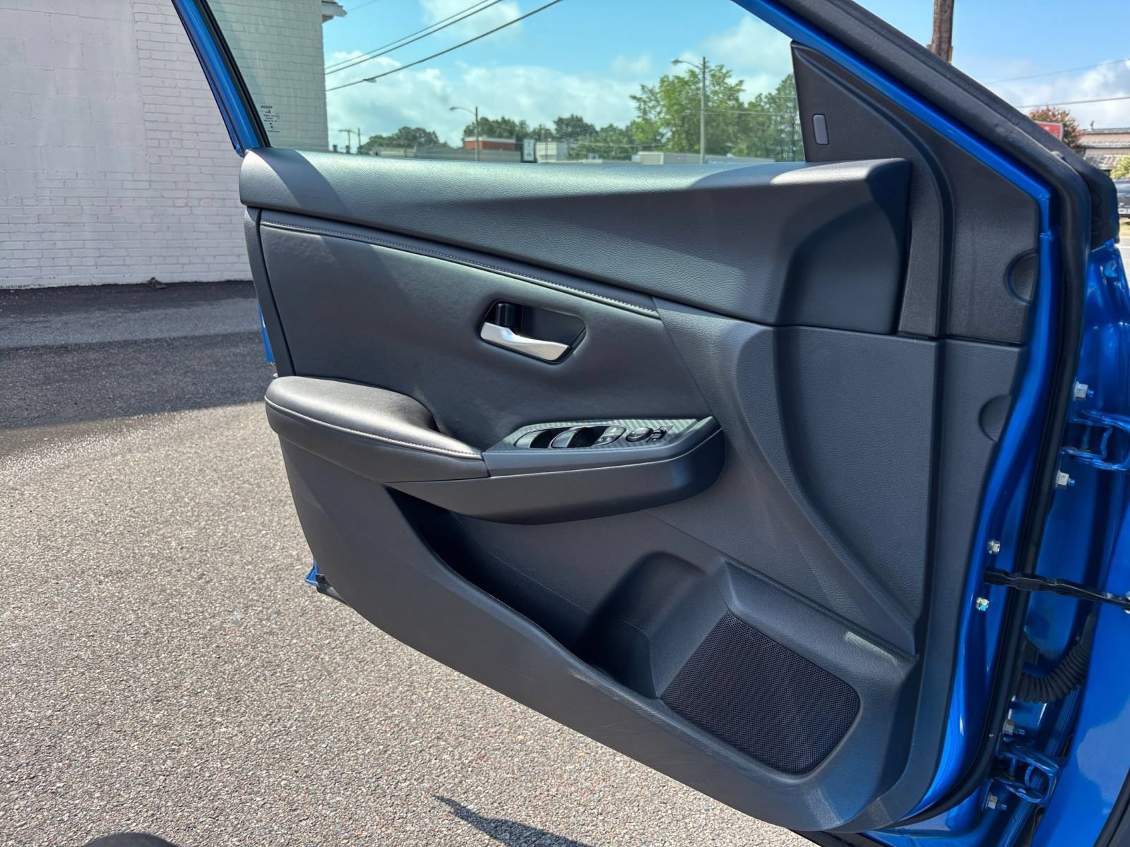 Thumbnail: 2025 Nissan Sentra - 18