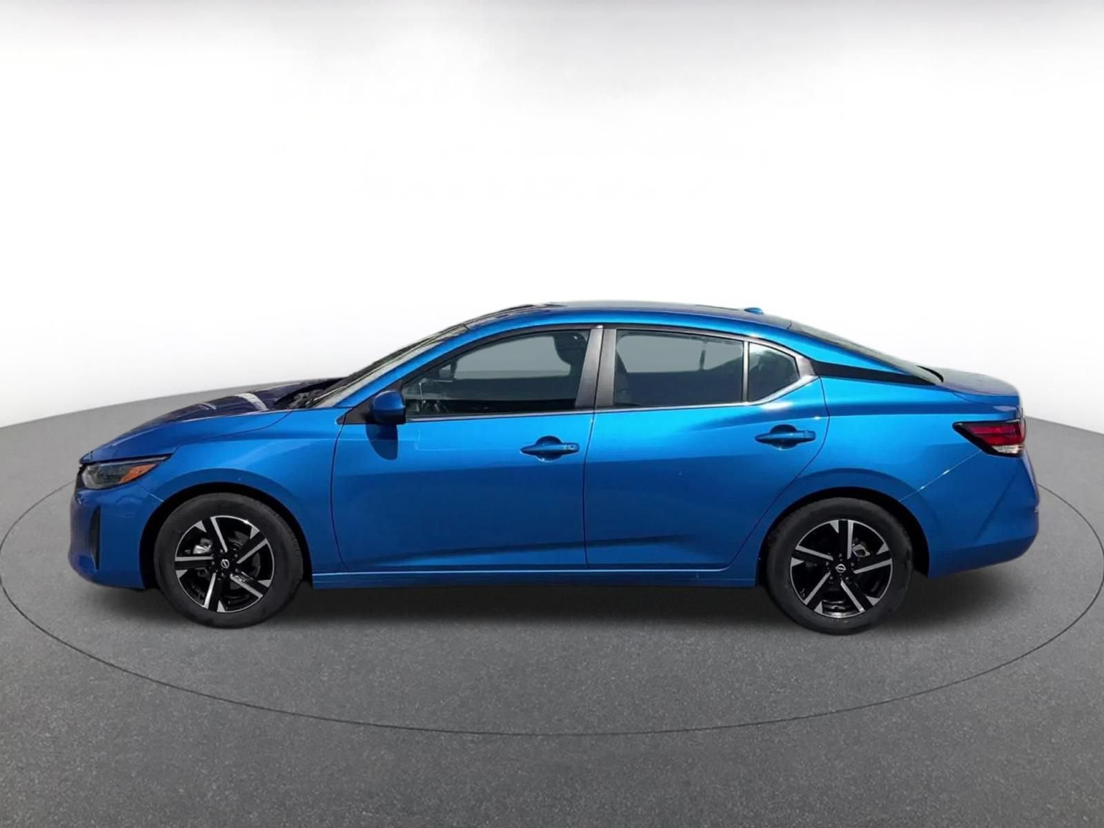 Thumbnail: 2025 Nissan Sentra - 8