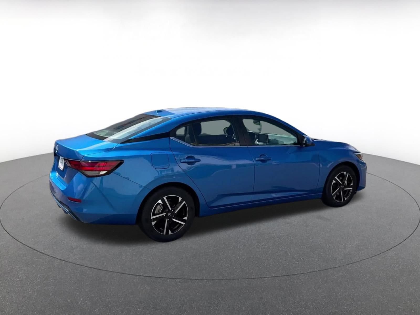 Thumbnail: 2025 Nissan Sentra - 13