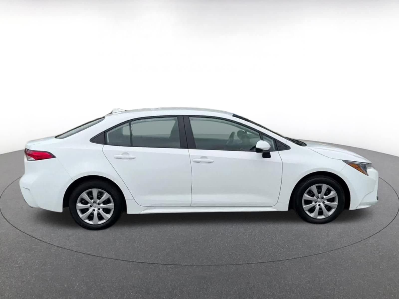 Thumbnail: 2025 Toyota Corolla - 15