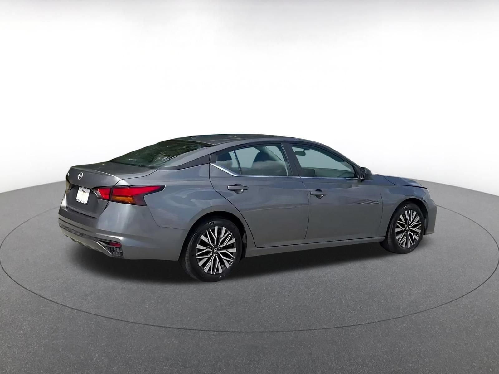 Thumbnail: 2026 Nissan Altima - 13