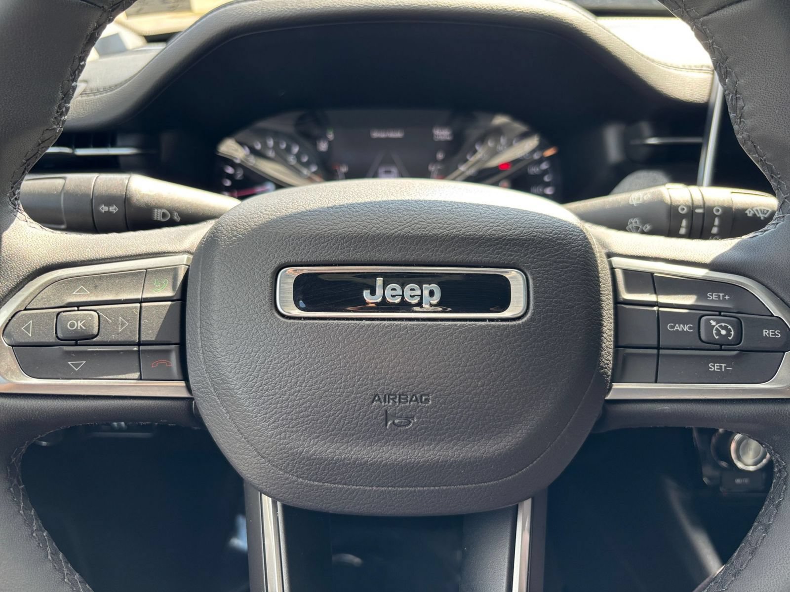 Thumbnail: 2025 Jeep Compass - 27