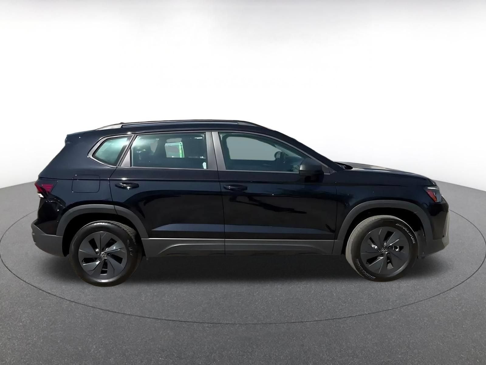 Thumbnail: 2026 Volkswagen Taos - 15