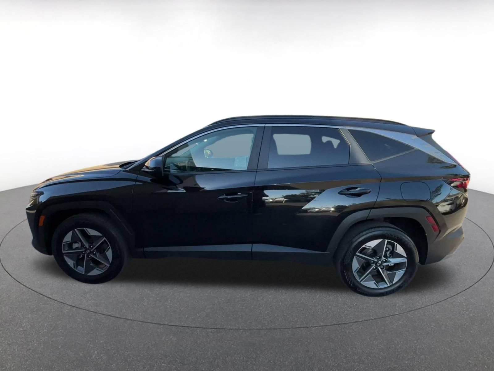 Thumbnail: 2026 Hyundai Tucson - 8
