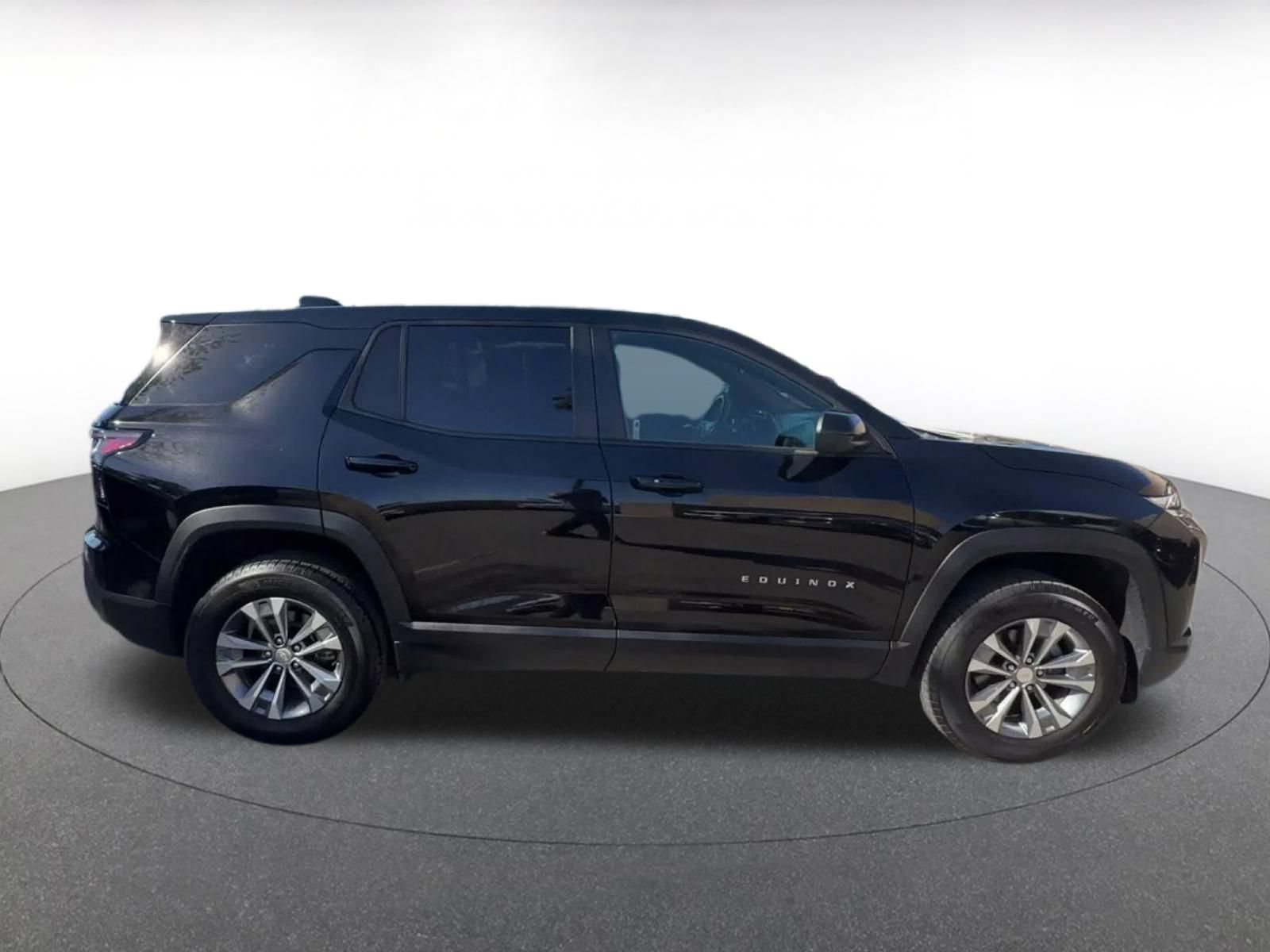 Thumbnail: 2025 Chevrolet Equinox - 15