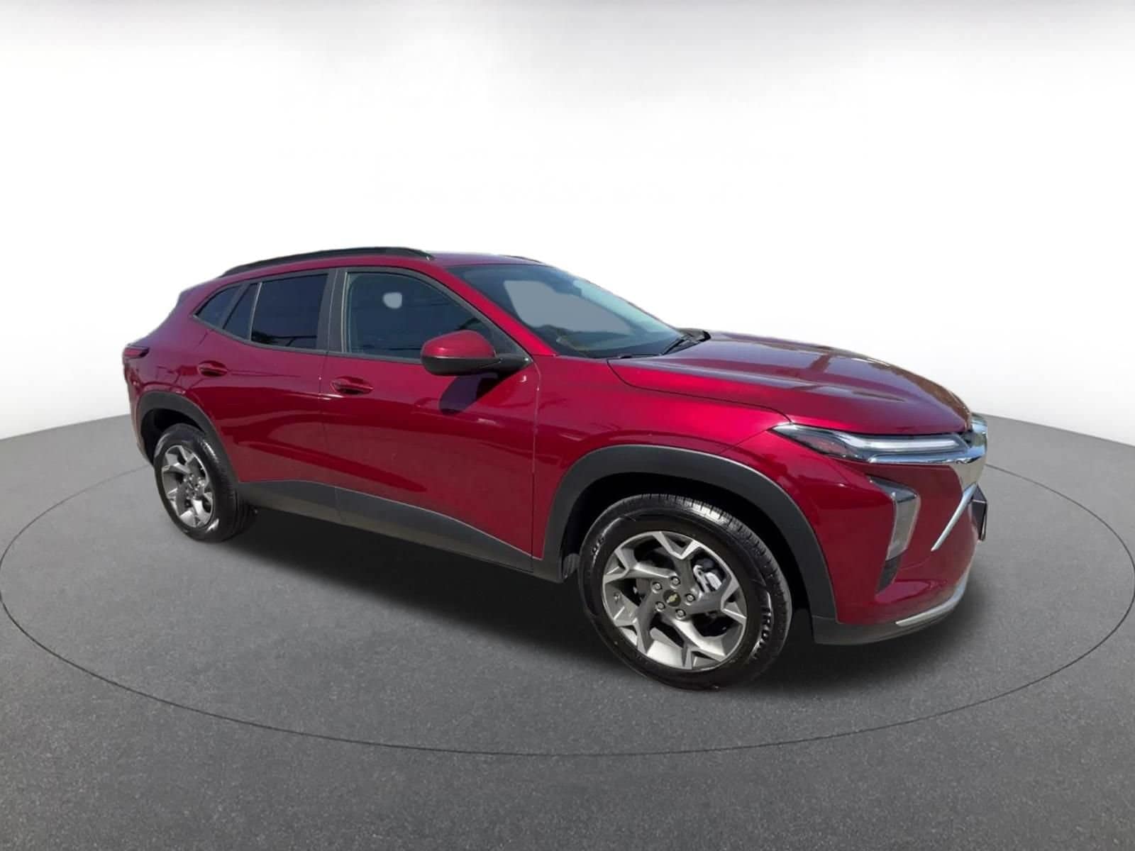 Thumbnail: 2025 Chevrolet Trax - 2
