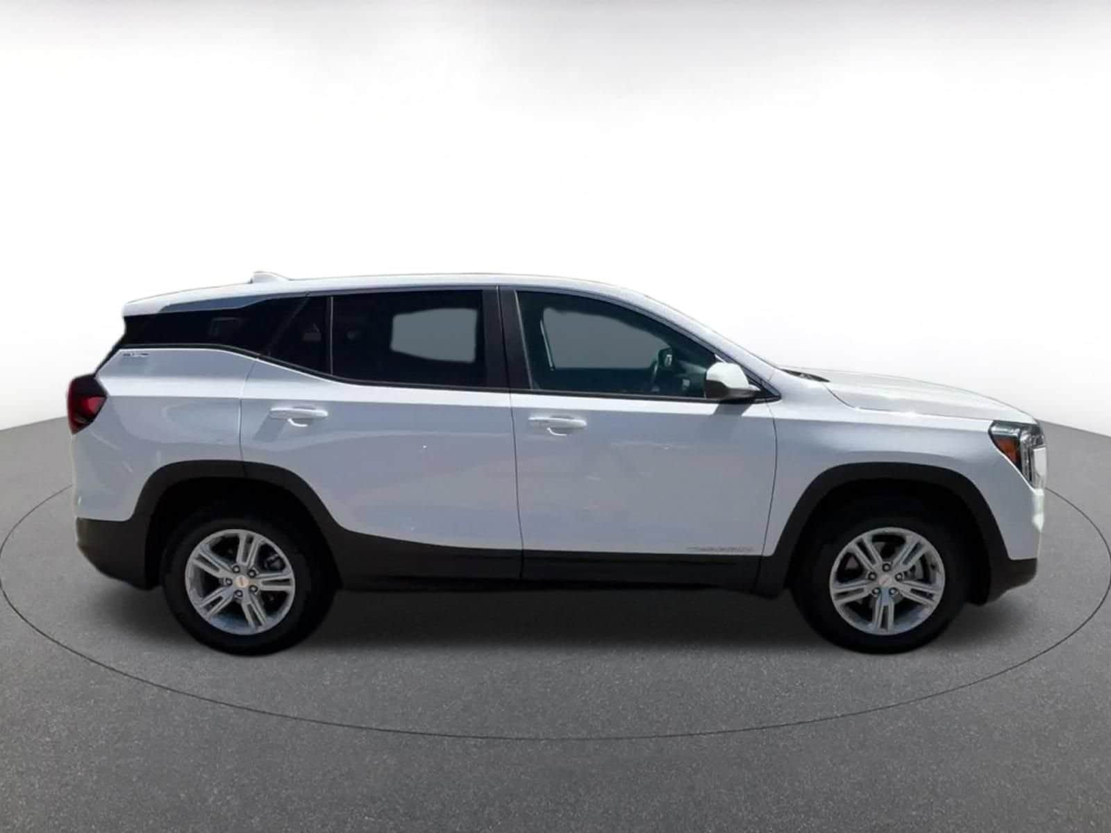 Thumbnail: 2024 GMC Terrain - 15