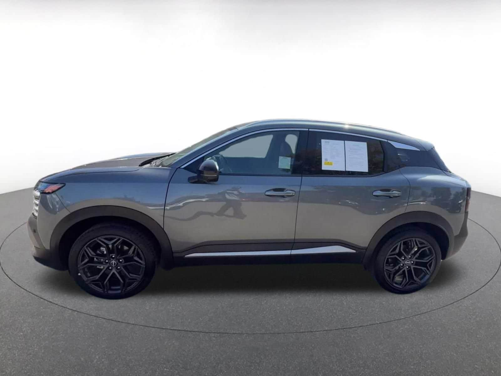Thumbnail: 2026 Nissan Kicks - 8