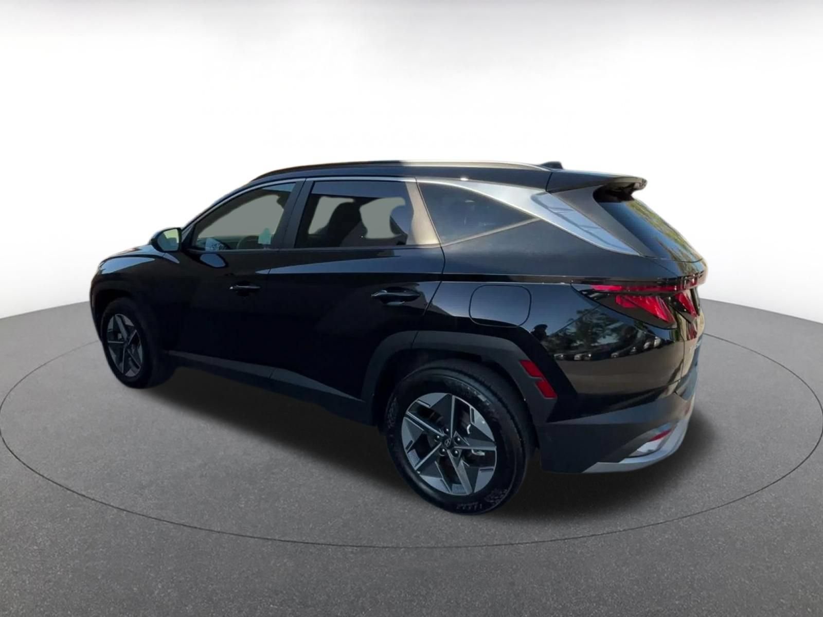 Thumbnail: 2026 Hyundai Tucson - 9