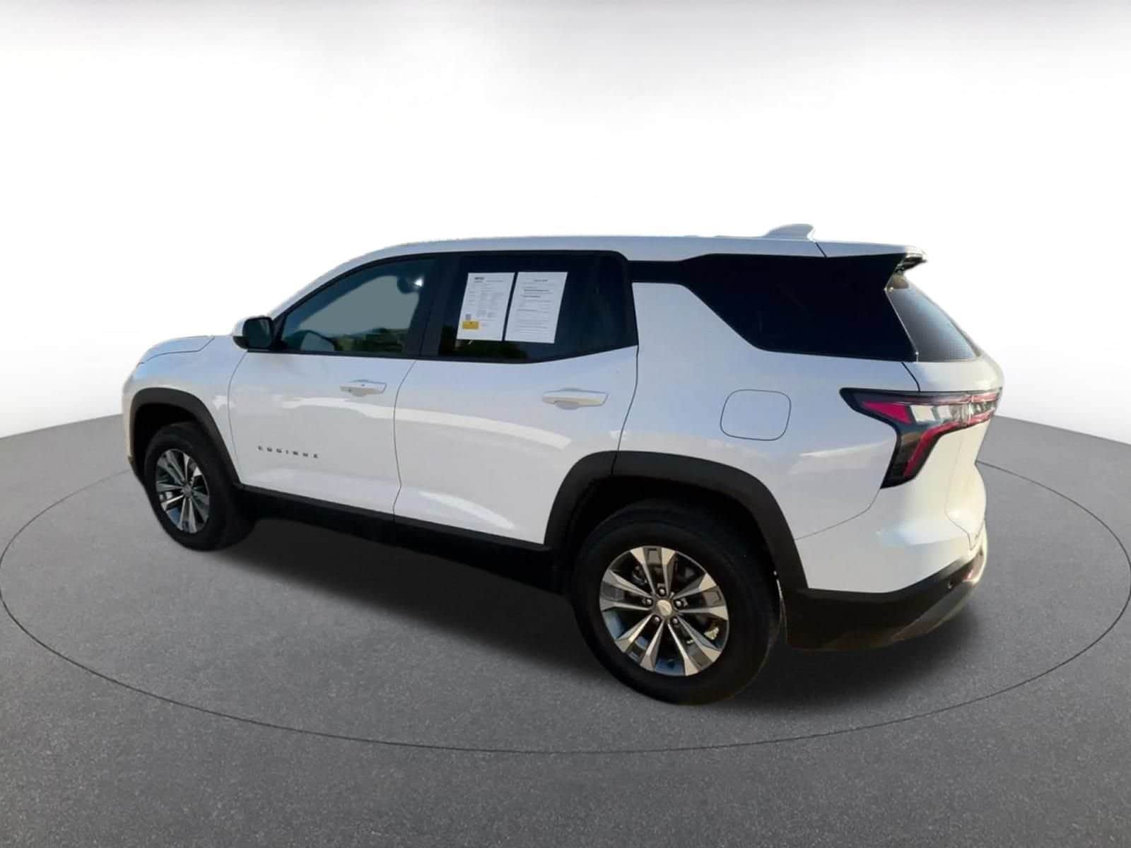 Thumbnail: 2025 Chevrolet Equinox - 9