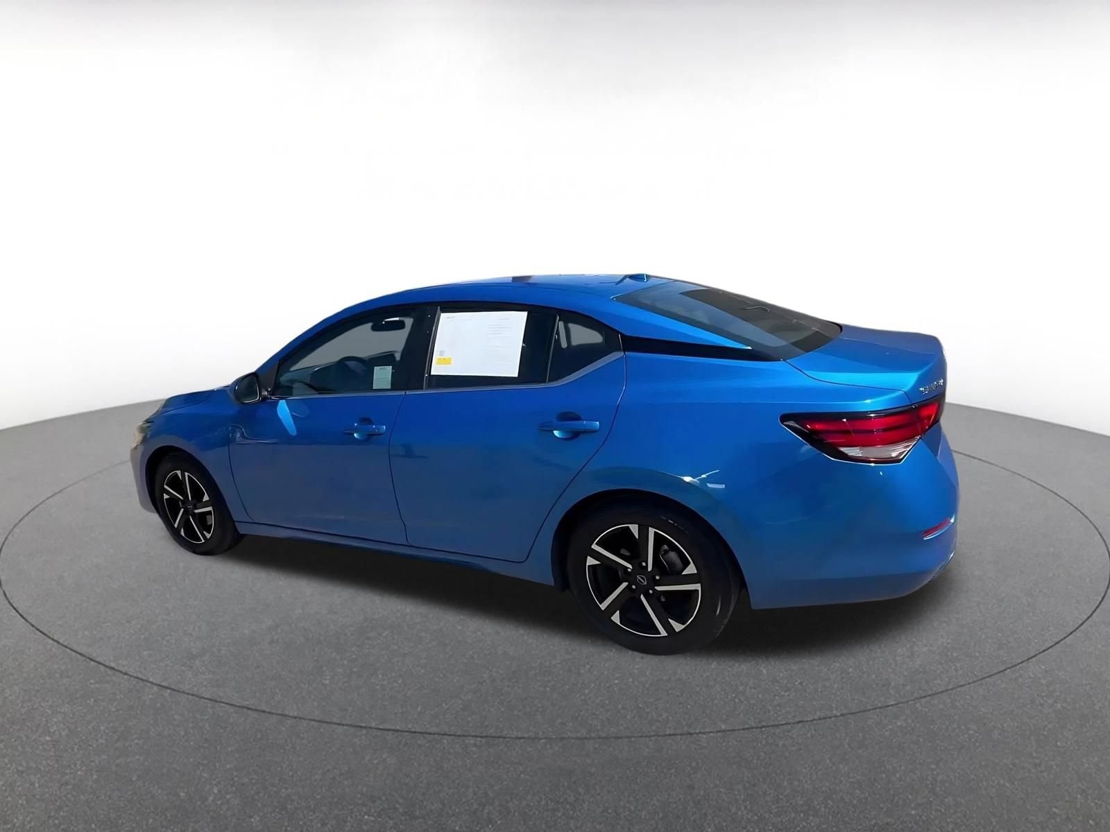 Thumbnail: 2025 Nissan Sentra - 9