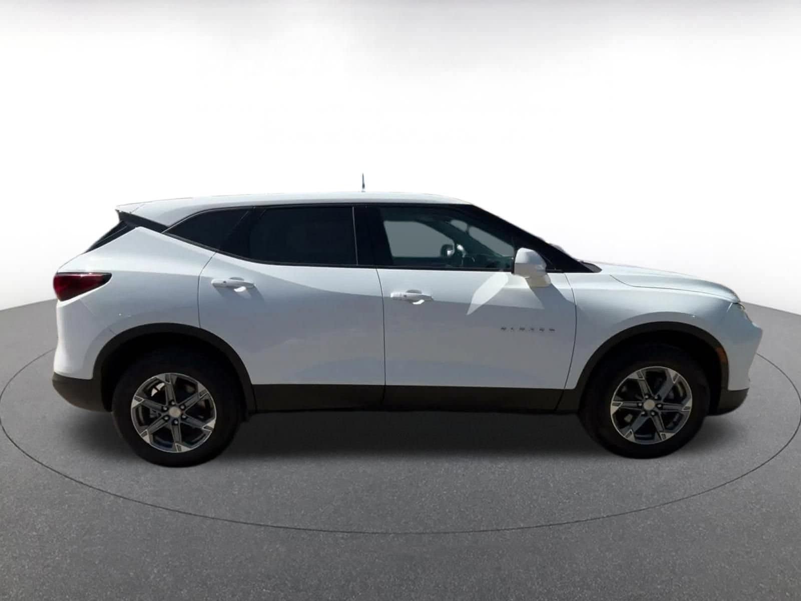 Thumbnail: 2025 Chevrolet Blazer - 15