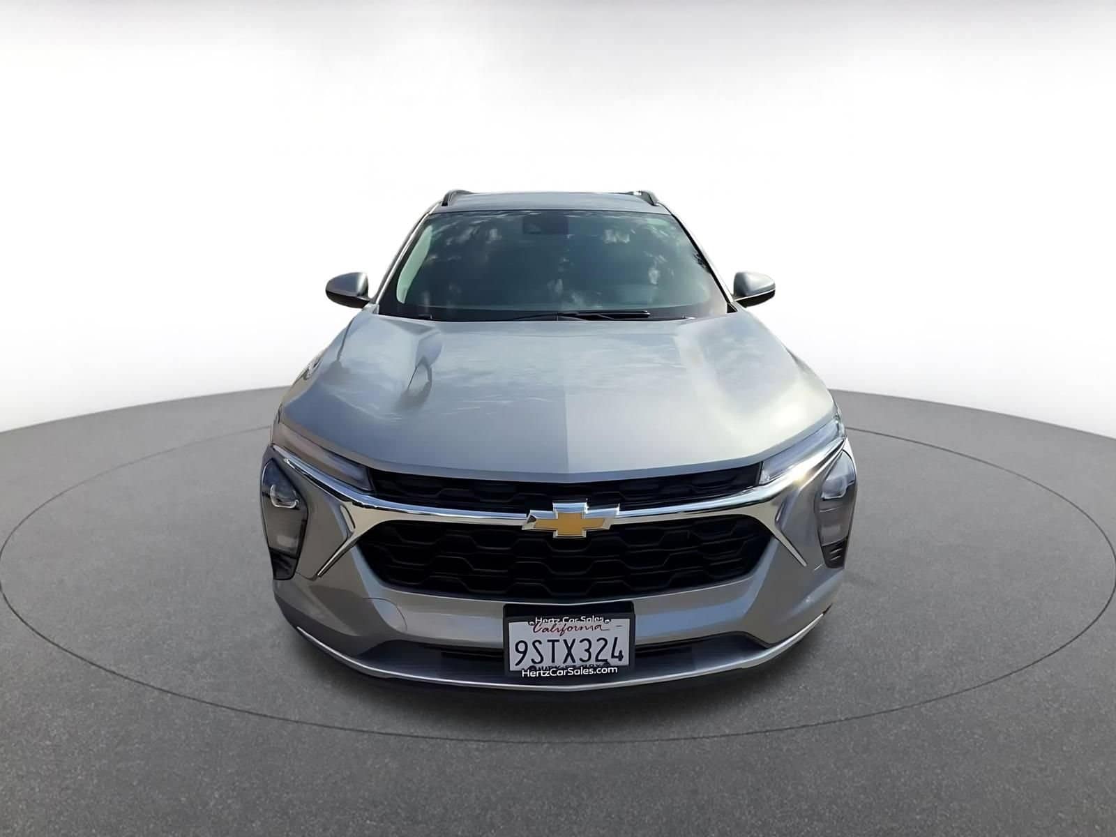 Thumbnail: 2025 Chevrolet Trax - 4