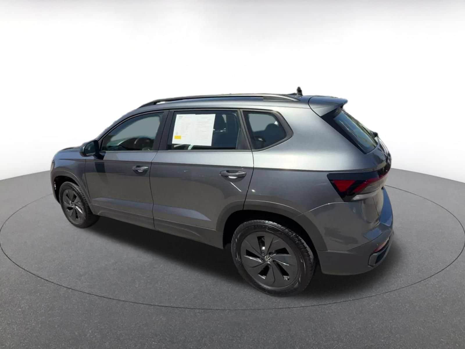 Thumbnail: 2026 Volkswagen Taos - 9