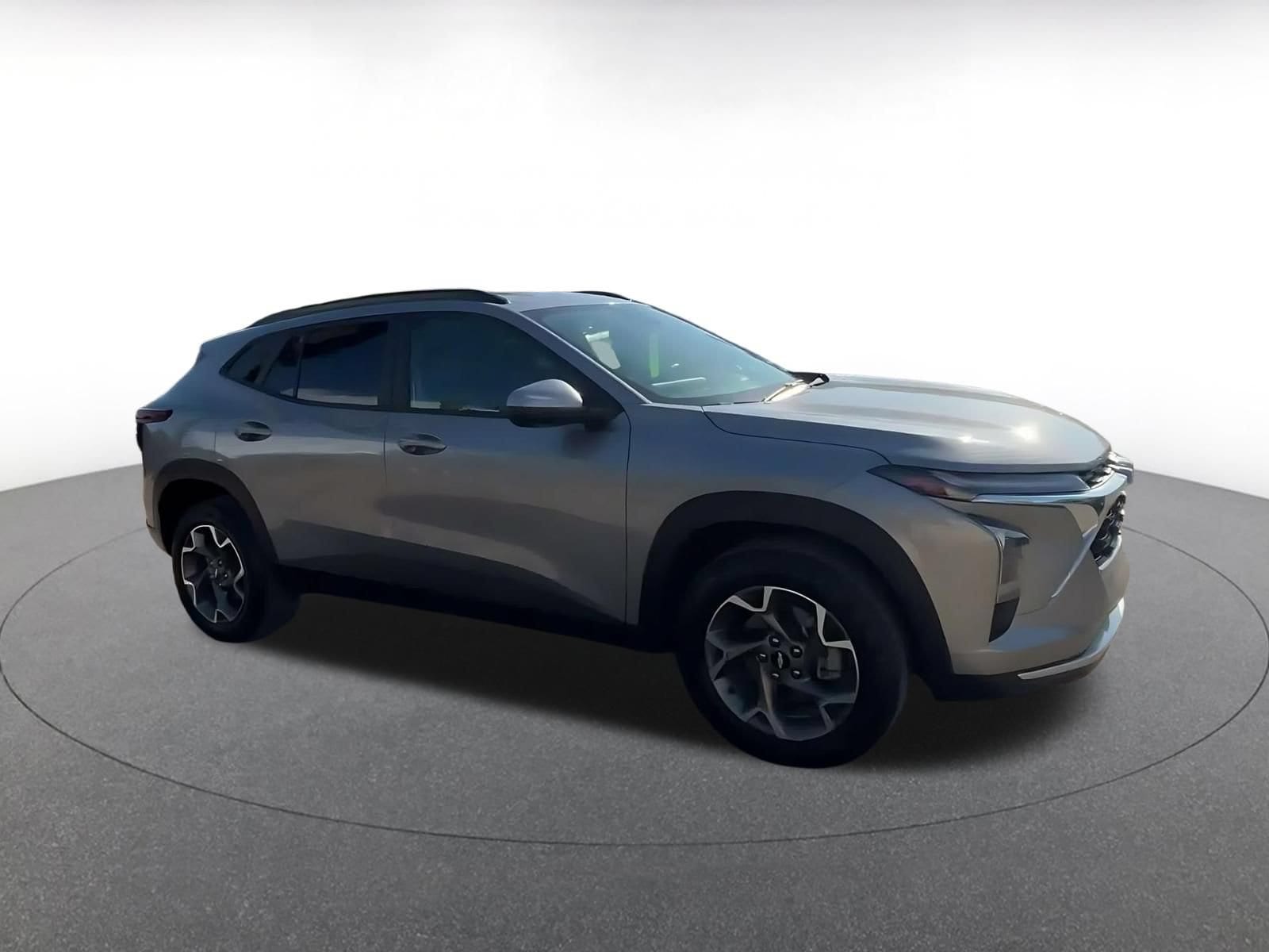 Thumbnail: 2025 Chevrolet Trax - 2
