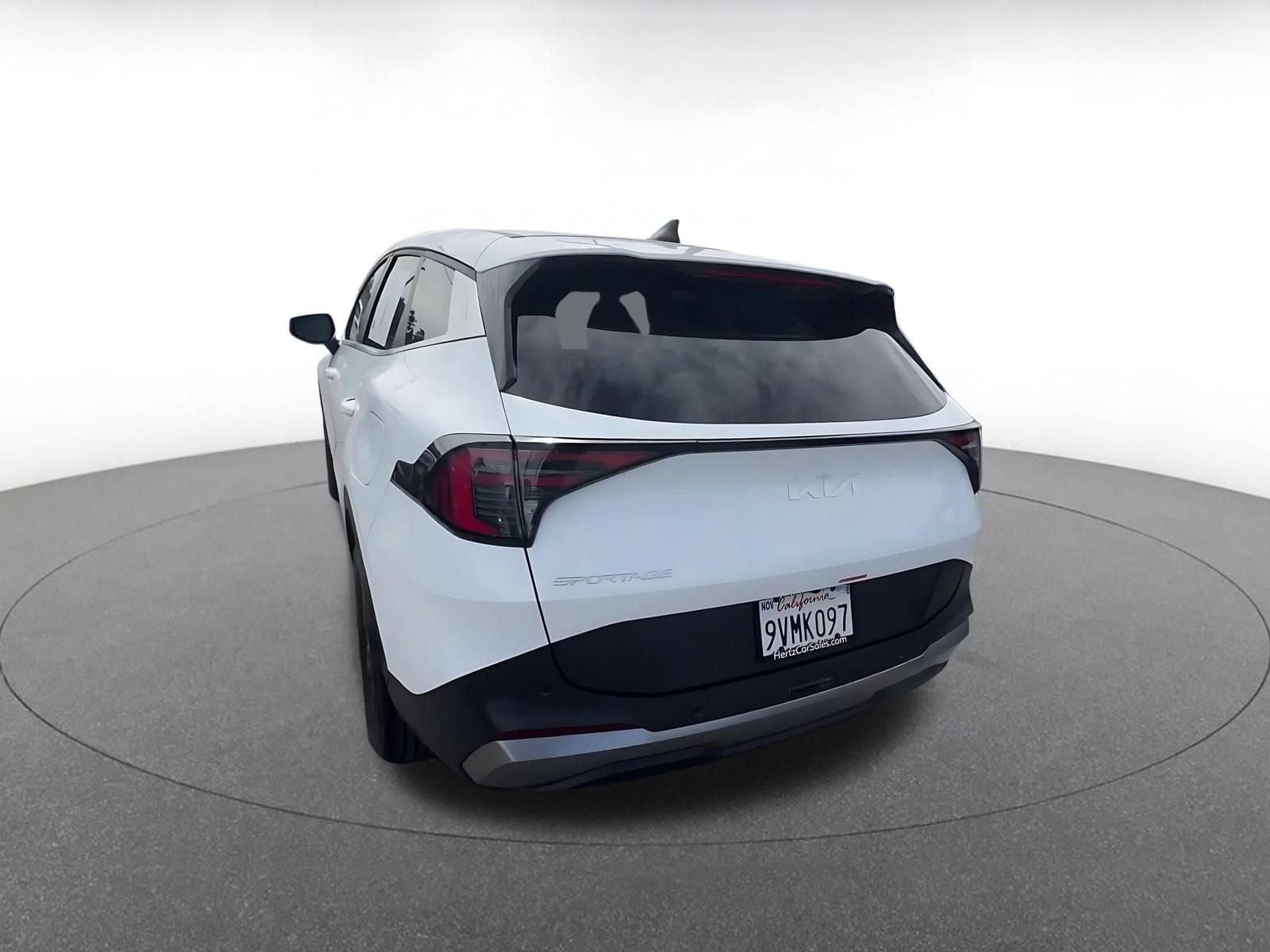 Thumbnail: 2026 Kia Sportage - 10