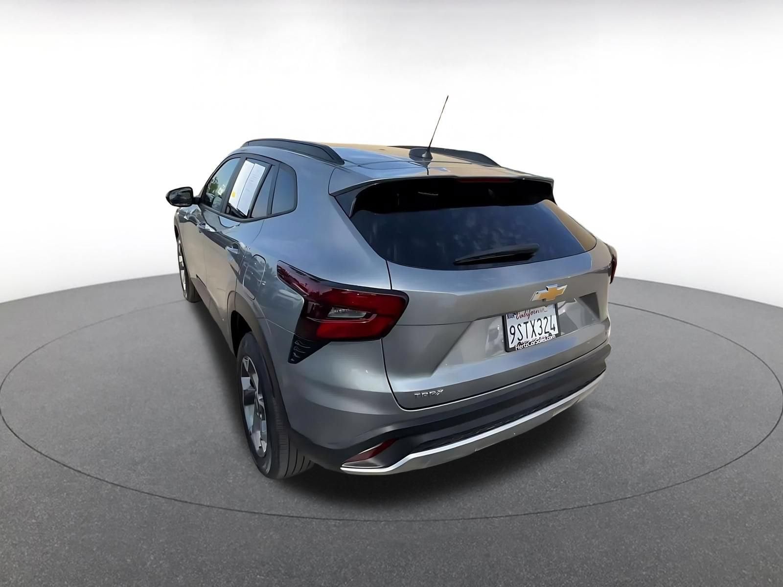 Thumbnail: 2025 Chevrolet Trax - 10