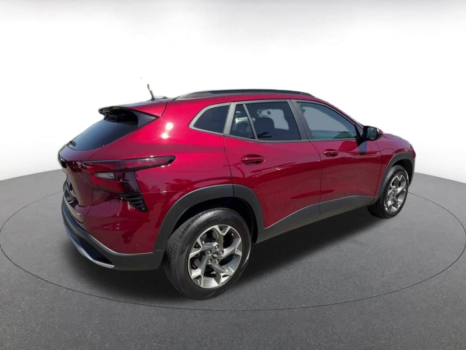 Thumbnail: 2025 Chevrolet Trax - 14