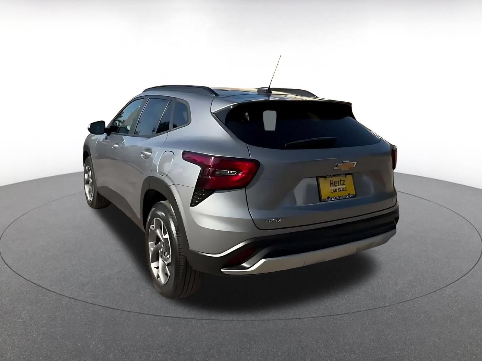 Thumbnail: 2025 Chevrolet Trax - 10