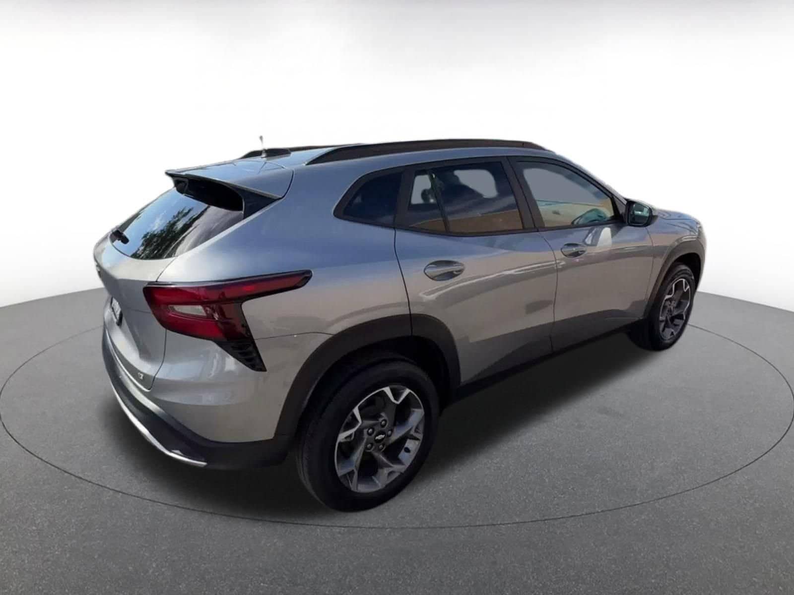 Thumbnail: 2025 Chevrolet Trax - 13