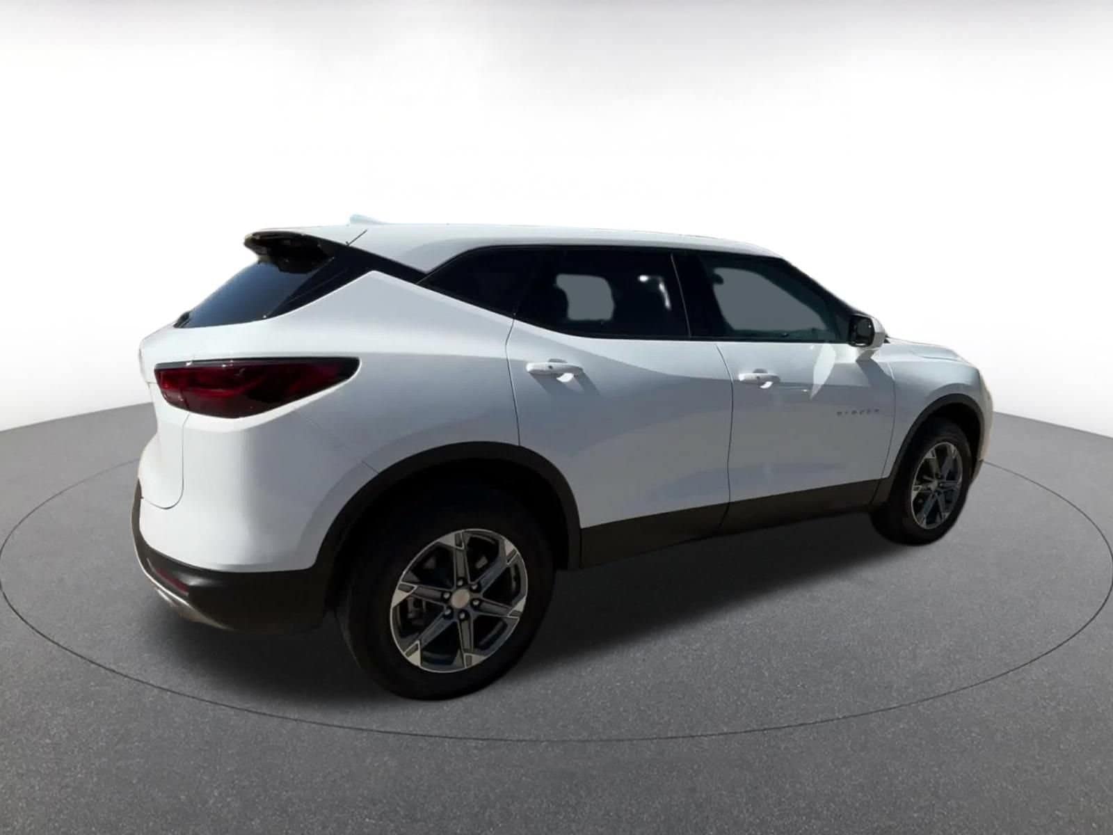Thumbnail: 2025 Chevrolet Blazer - 14