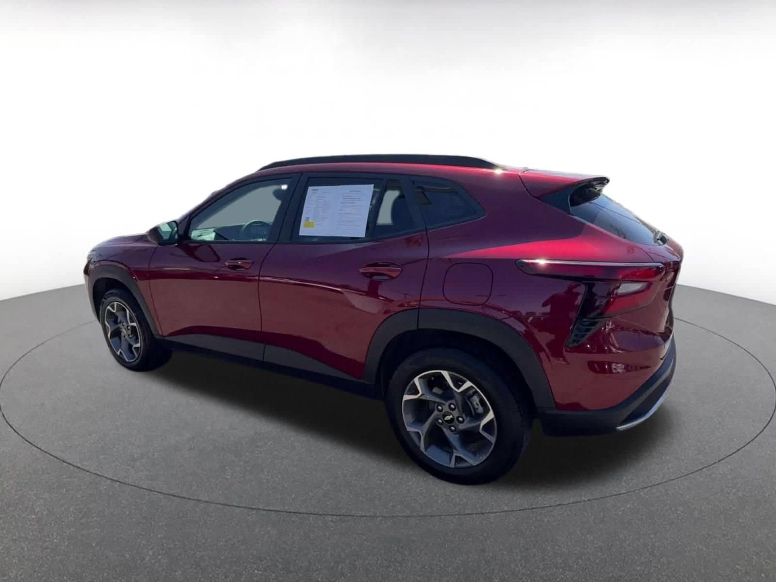 Thumbnail: 2025 Chevrolet Trax - 9