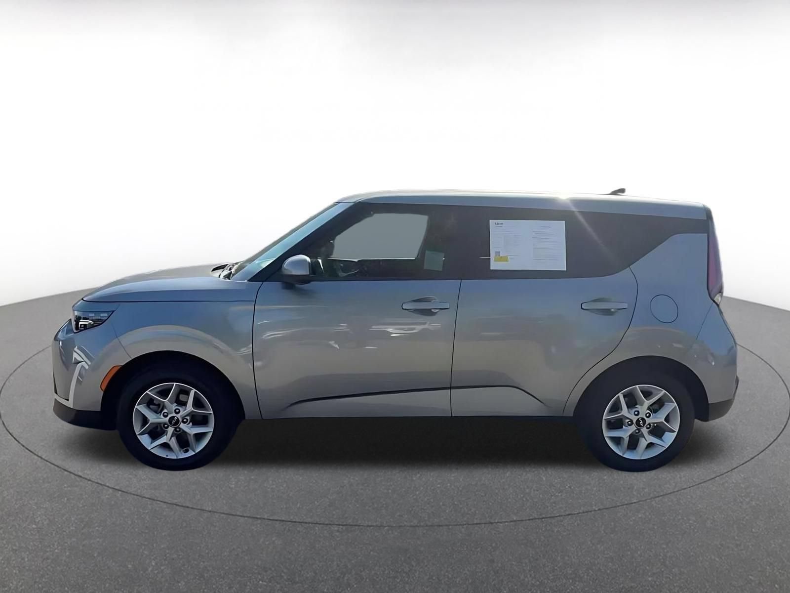 Thumbnail: 2025 Kia Soul - 8
