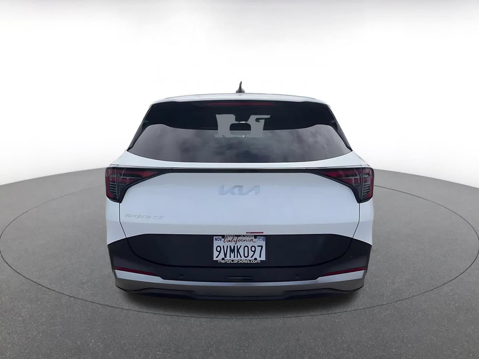 Thumbnail: 2026 Kia Sportage - 12