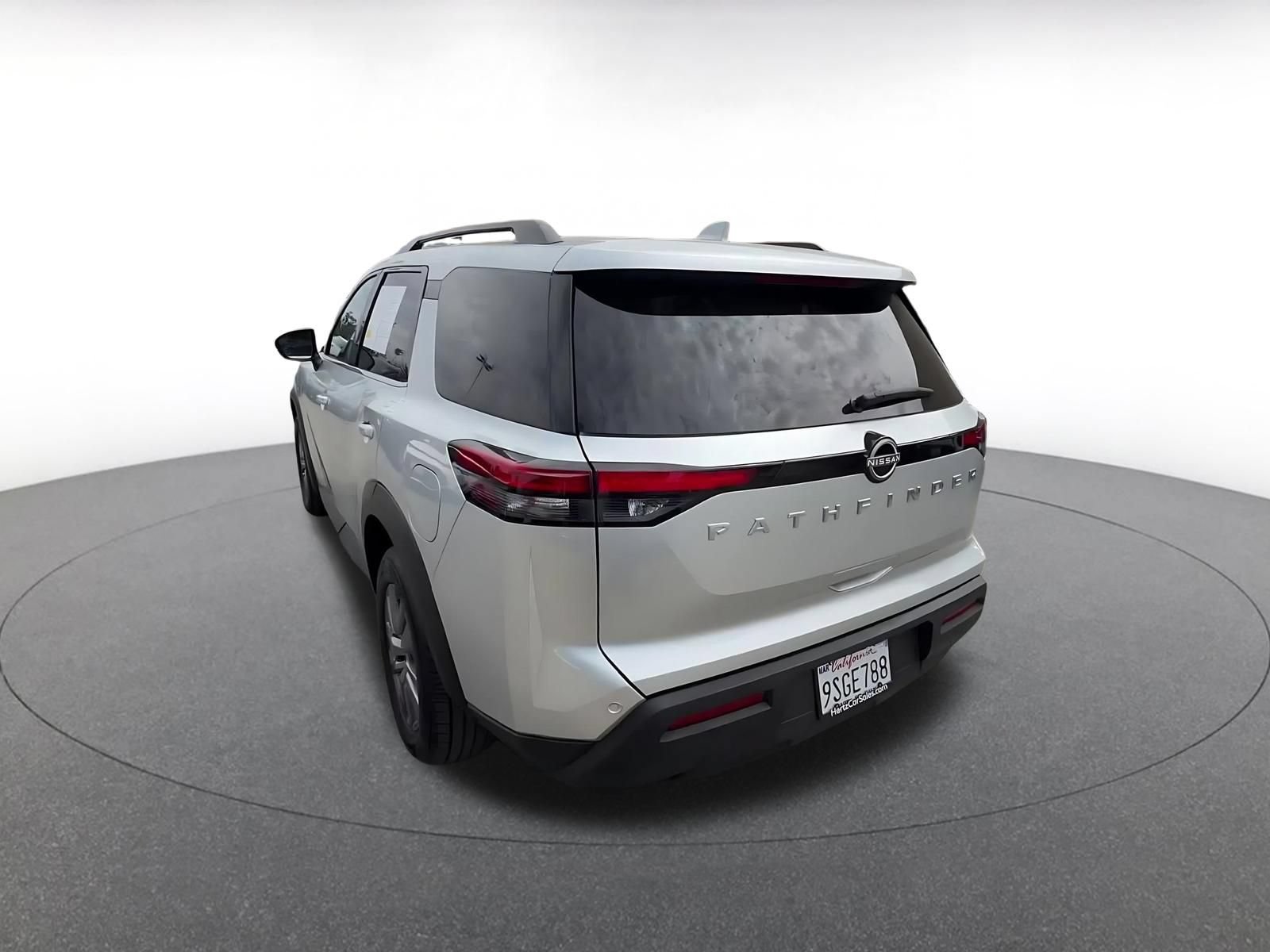 Thumbnail: 2025 Nissan Pathfinder - 10