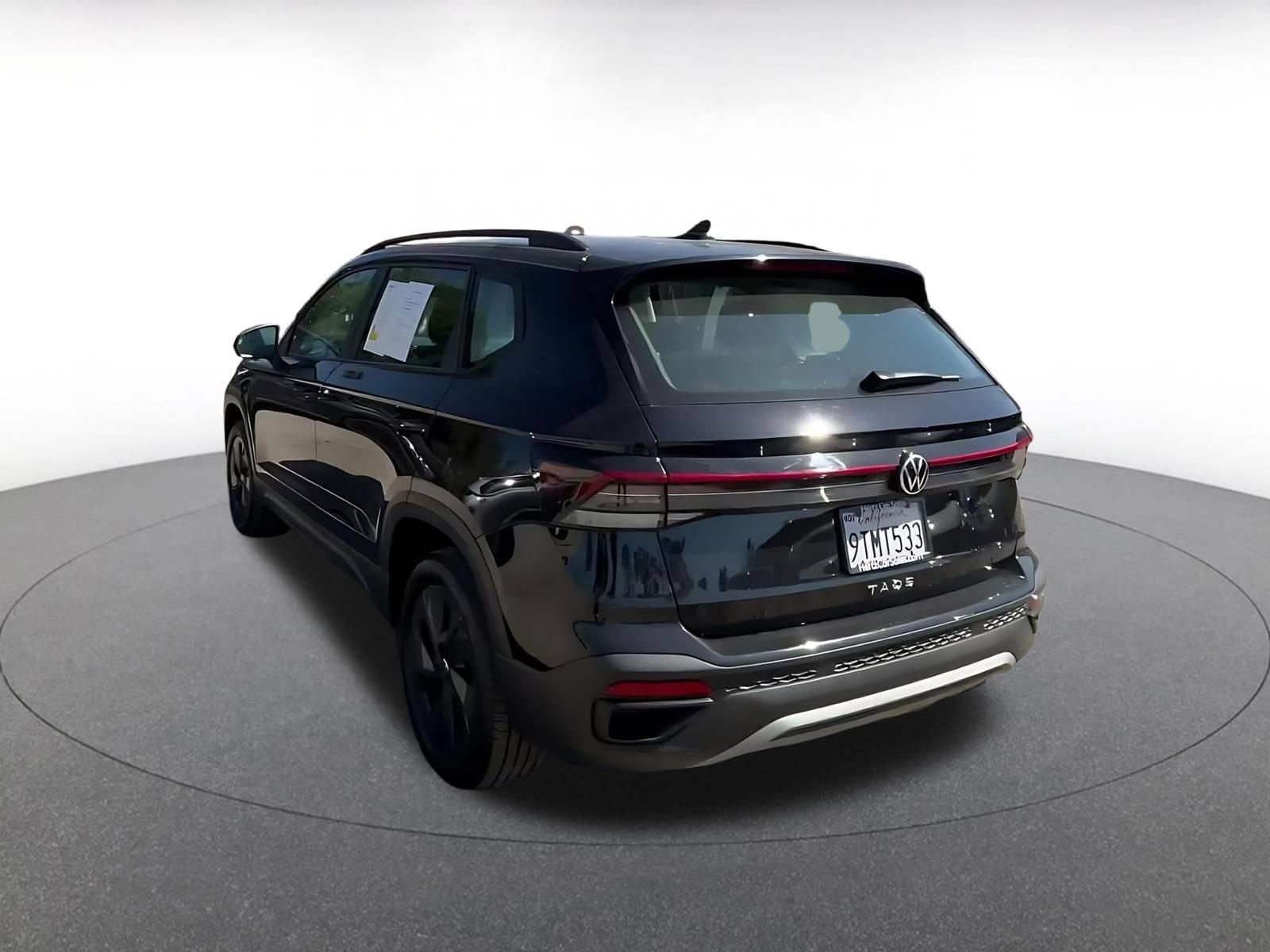 Thumbnail: 2026 Volkswagen Taos - 10