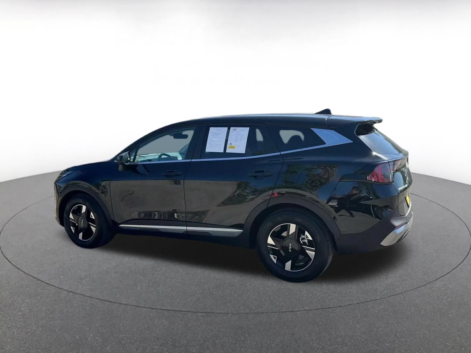 Thumbnail: 2026 Kia Sportage - 9