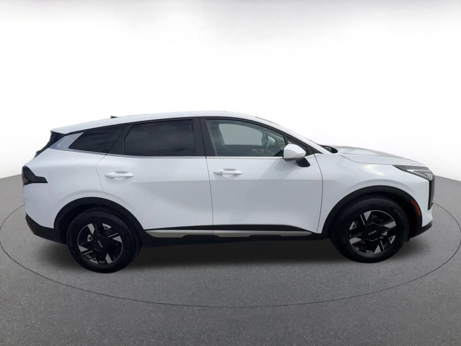 Thumbnail: 2026 Kia Sportage - 15