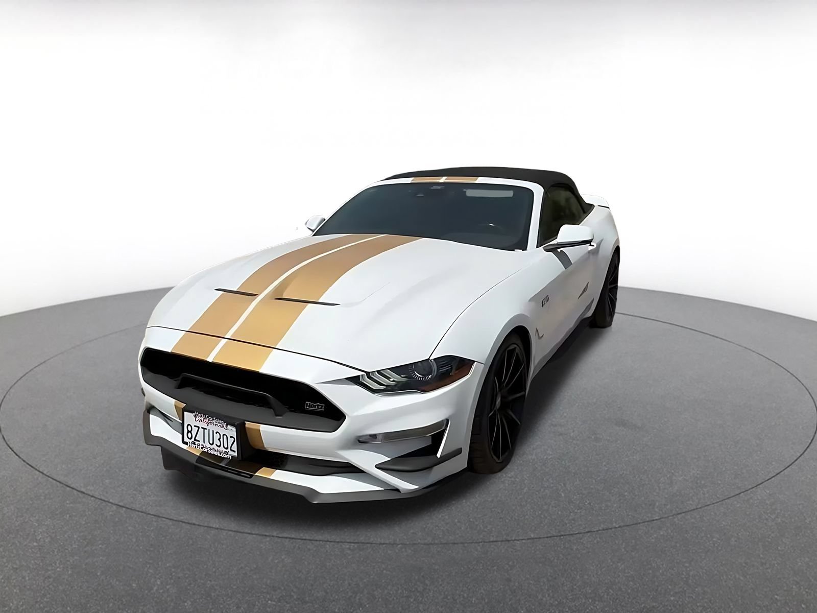 Thumbnail: 2022 Ford Mustang - 6
