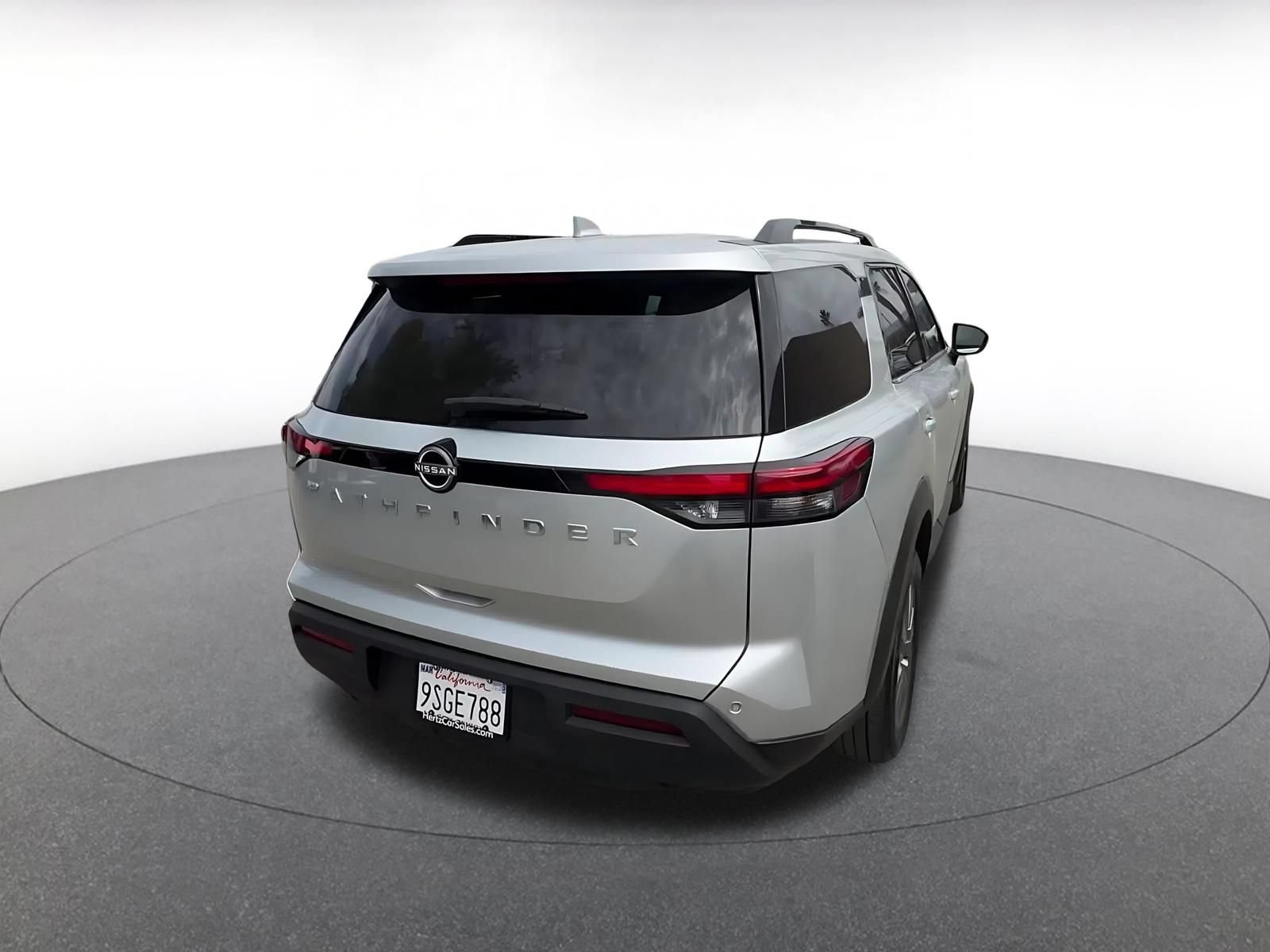 Thumbnail: 2025 Nissan Pathfinder - 14