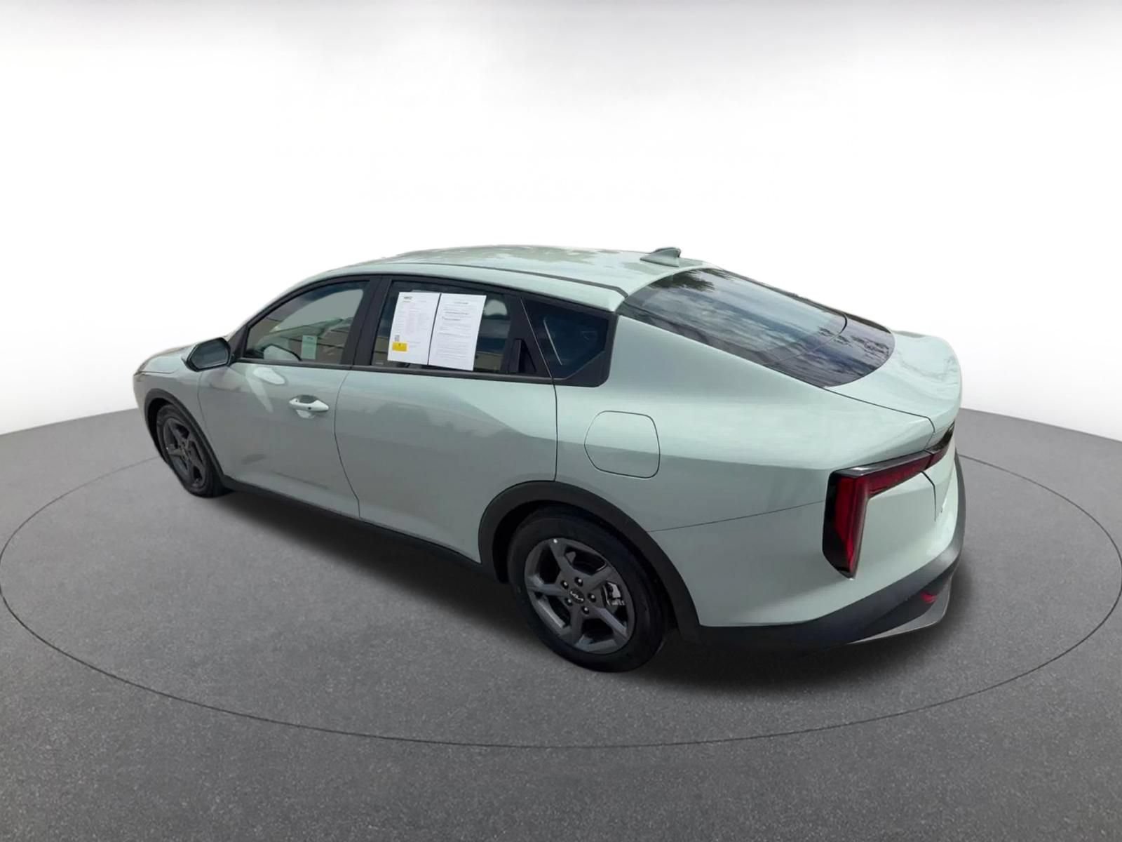 Thumbnail: 2026 Kia K4 - 9