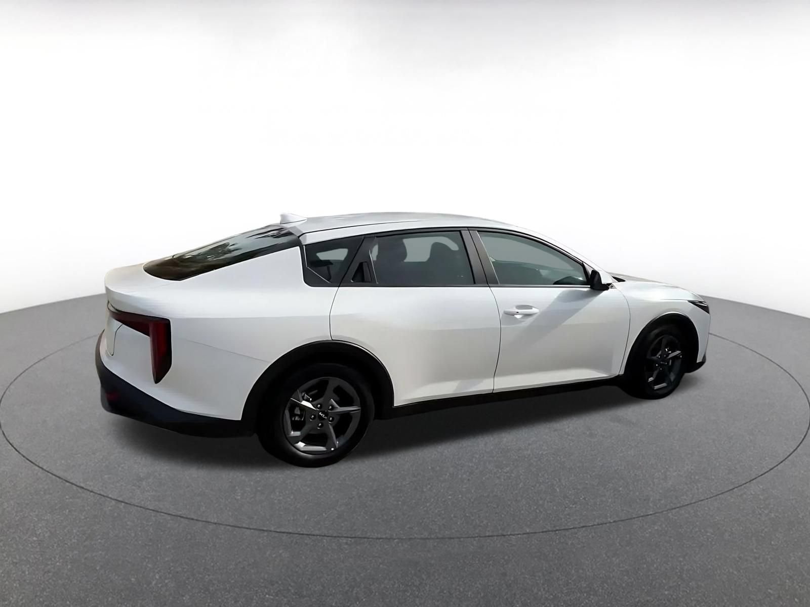 Thumbnail: 2025 Kia K4 - 14
