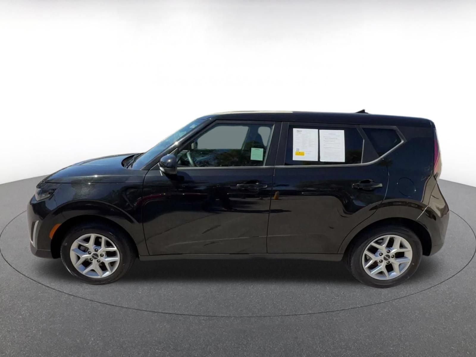 Thumbnail: 2025 Kia Soul - 8